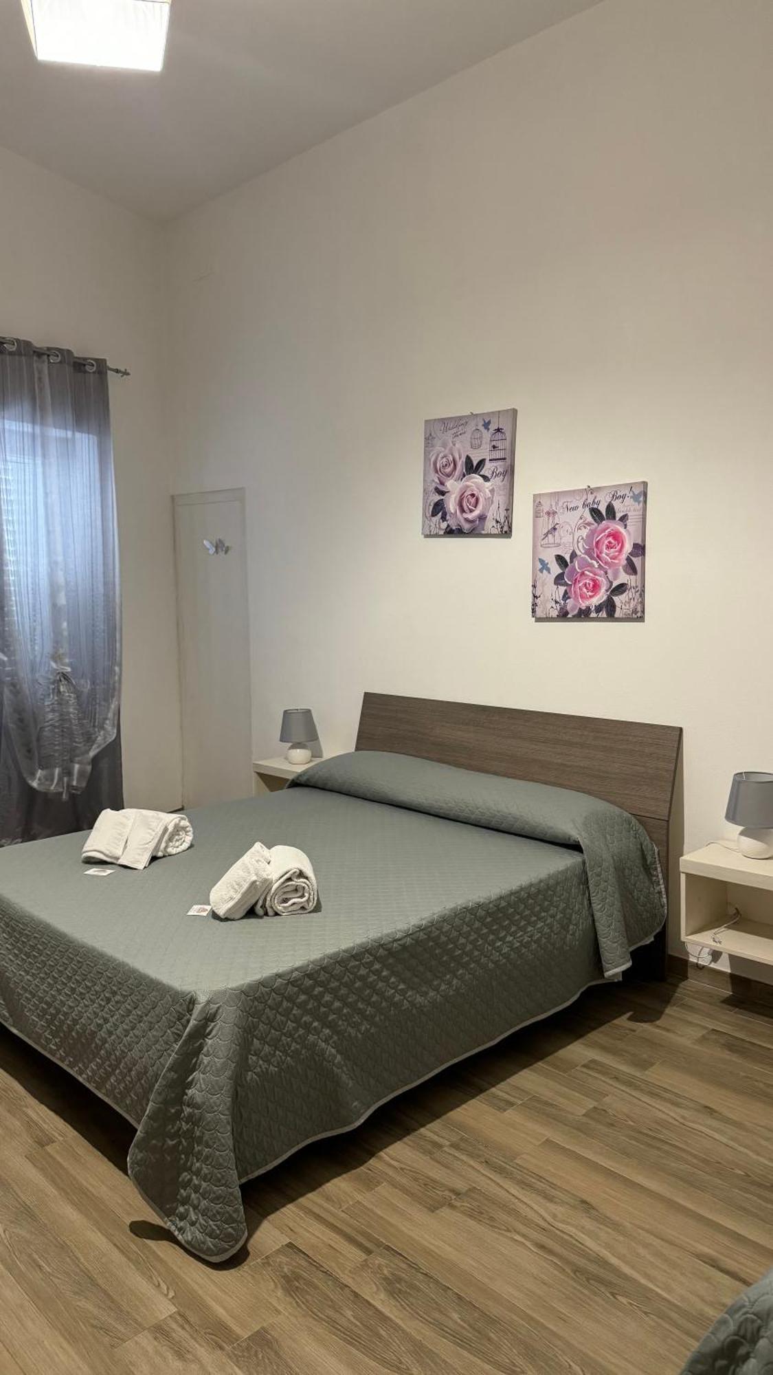 乌瓜诺拉基耶萨Carpentry住宿加早餐旅馆 外观 照片